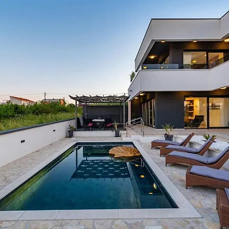Evoque - Adriatic Luxury Villa