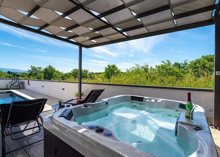 Evoque By Adriaticluxuryvillas * Zara